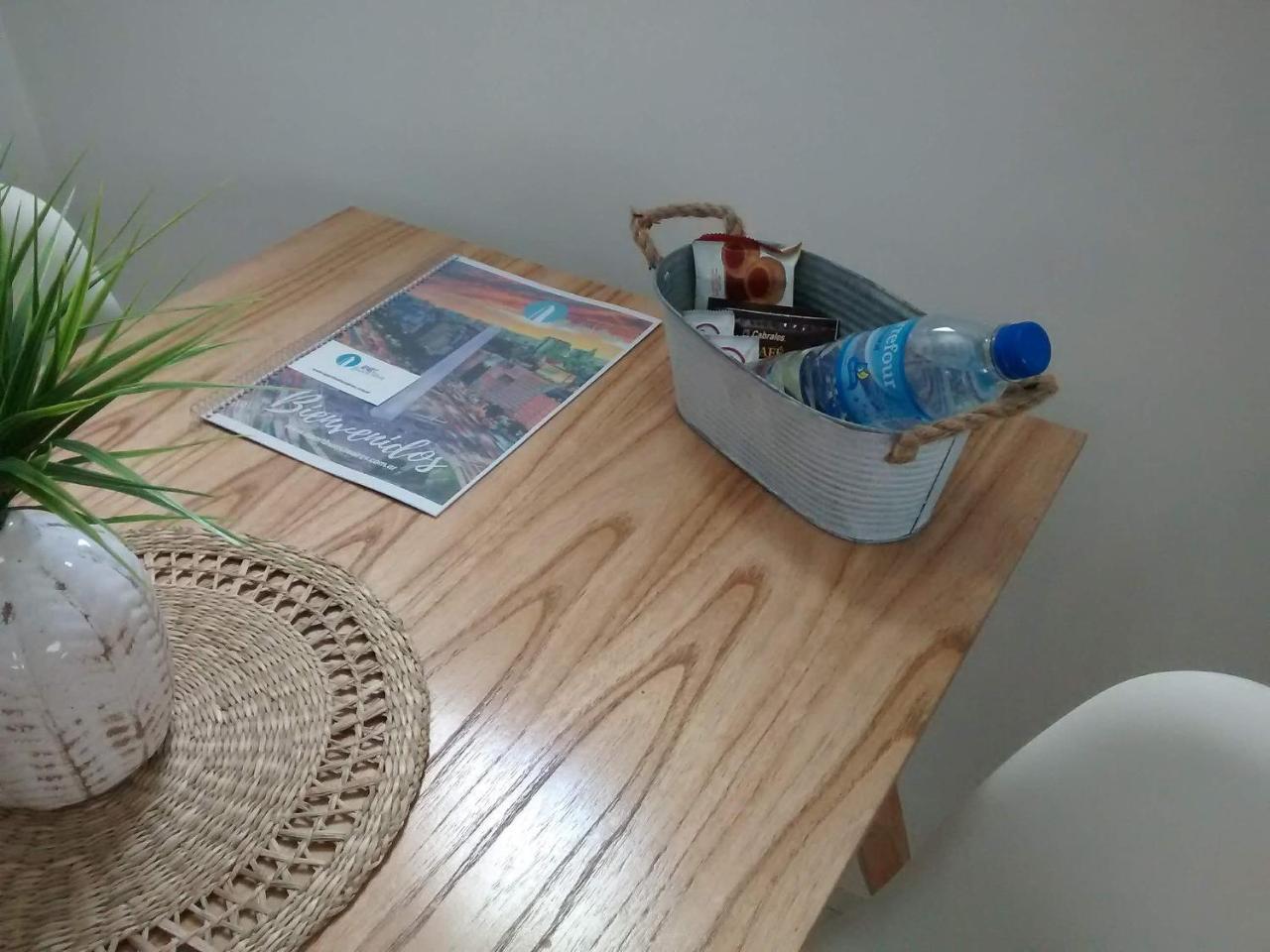 Departamento Monoambiente A Metros Del Obelisco Apartment บัวโนสไอเรส ภายนอก รูปภาพ